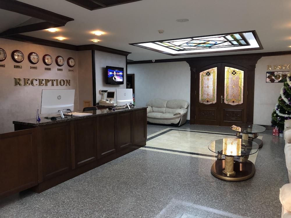 Ganjali Plaza Hotel Baku Bagian luar foto