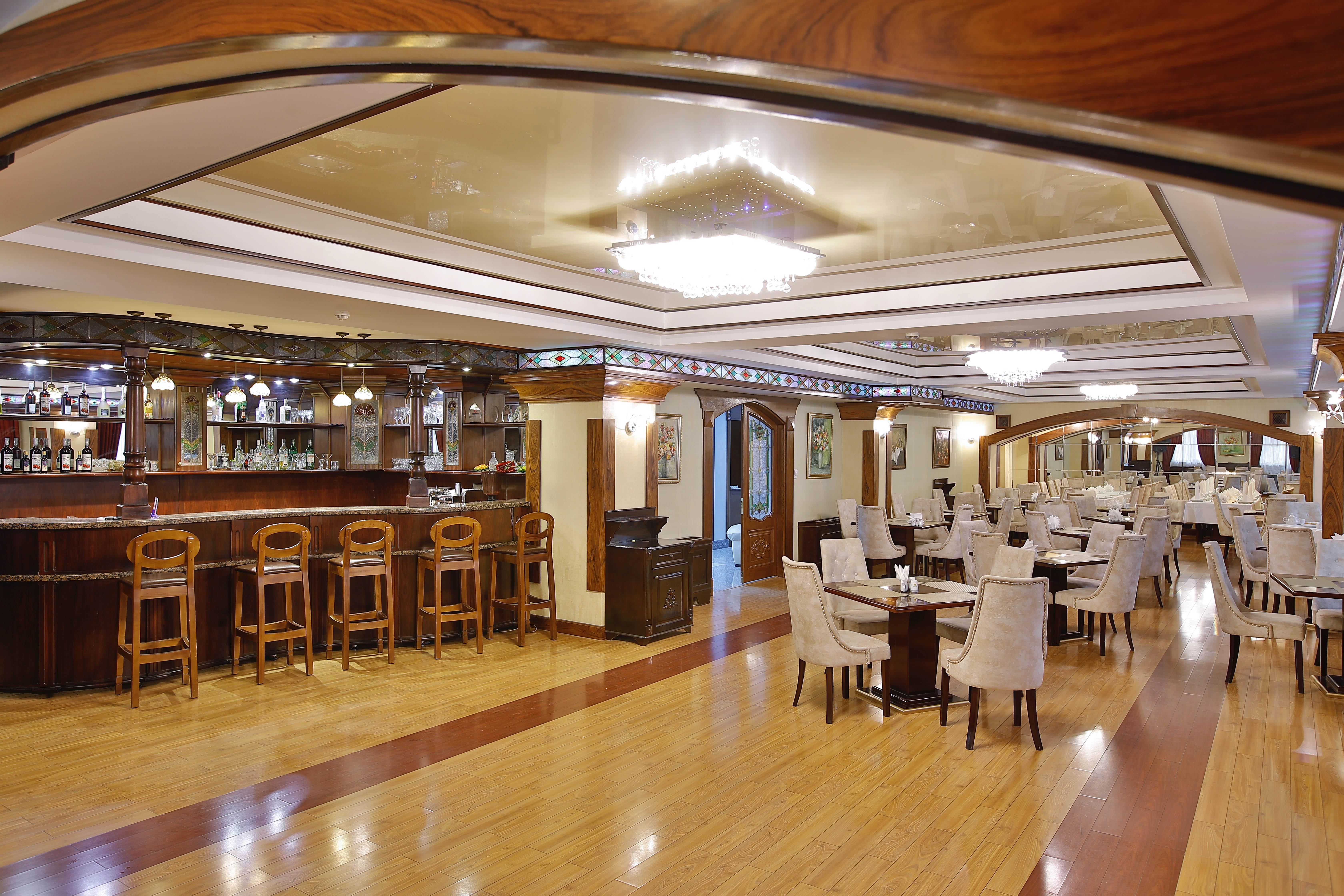 Ganjali Plaza Hotel Baku Restoran foto