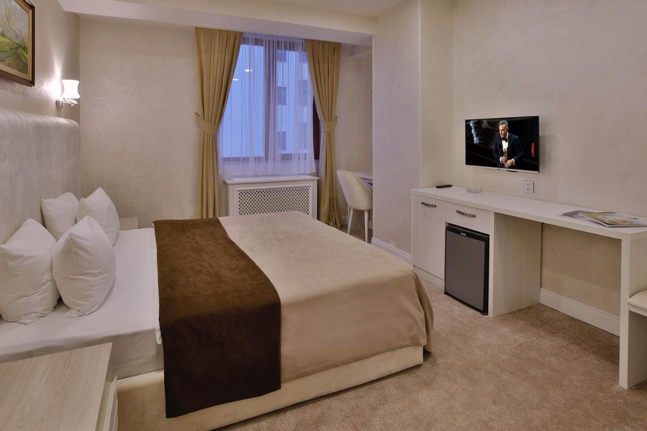 Ganjali Plaza Hotel Baku Bagian luar foto